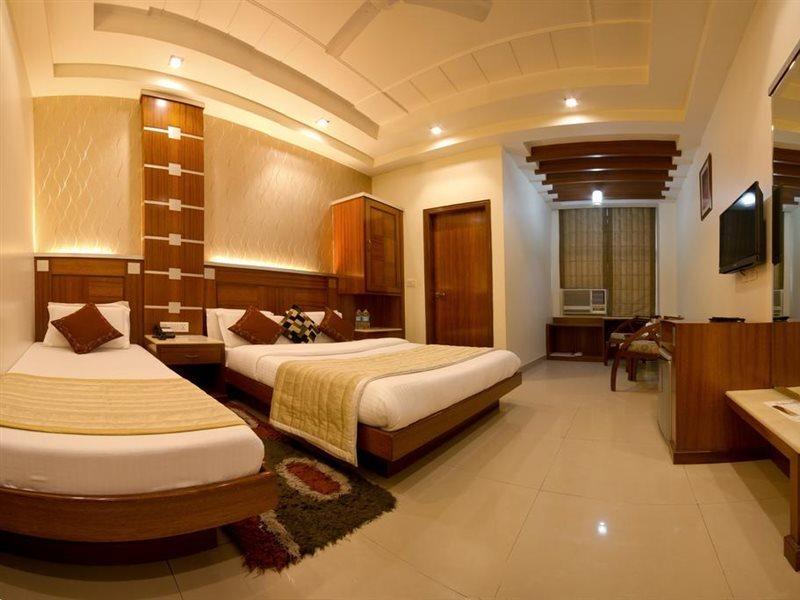 Hotel Aster Inn New Delhi Luaran gambar