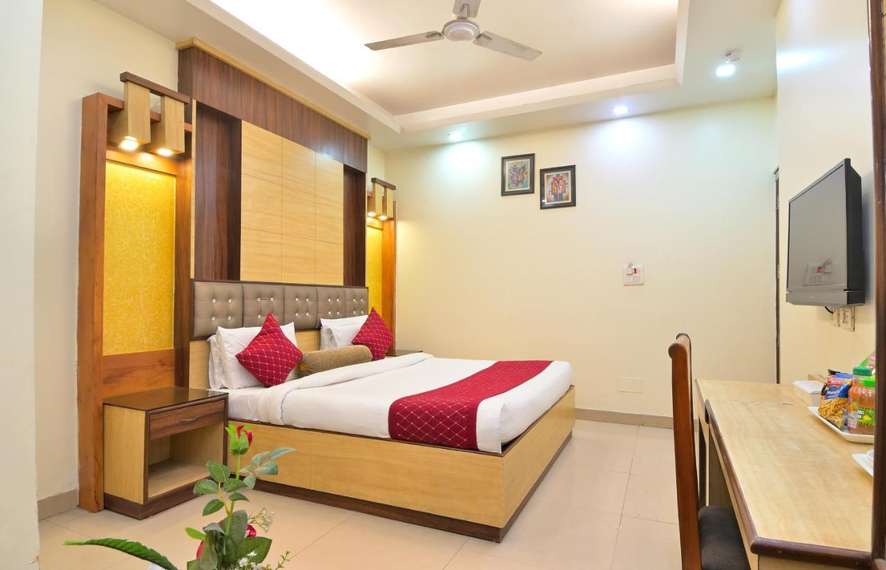 Hotel Aster Inn New Delhi Luaran gambar
